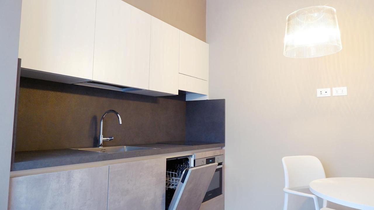 Pianomare Riviera Apartments And Rooms 임페리아 외부 사진