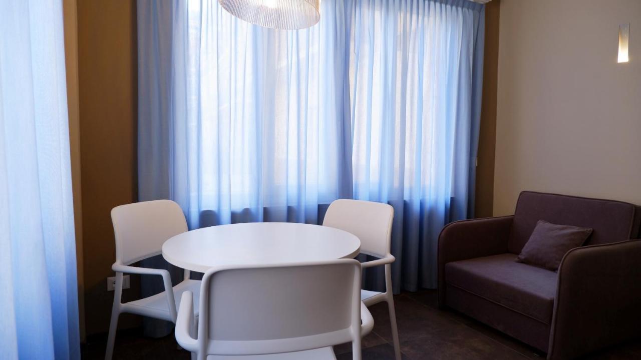 Pianomare Riviera Apartments And Rooms 임페리아 외부 사진
